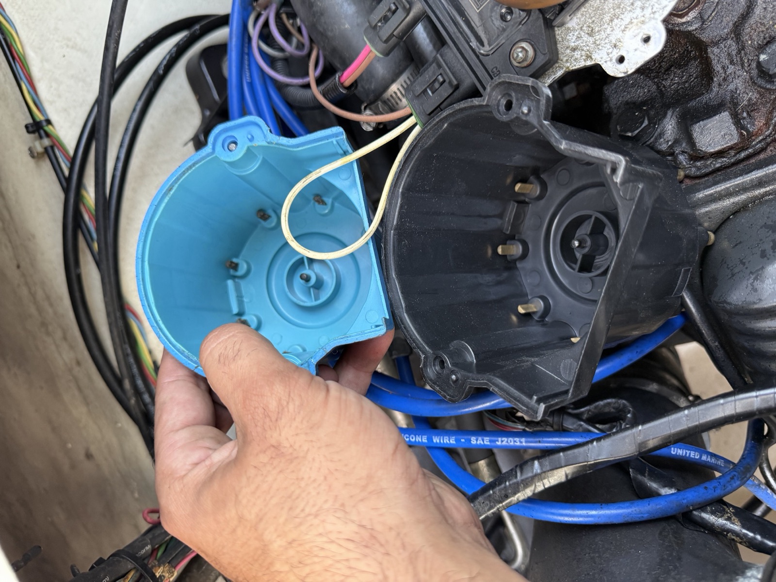 Ignition and distributor service